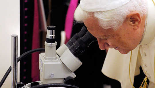 Jesuiten als die Wissenschaftsmissionare für die katholische Kirche