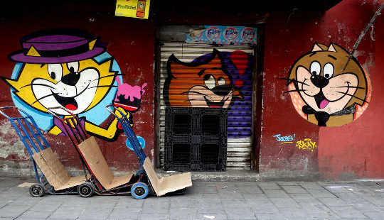 墙到墙的覆盖范围。 抵押贷款广告有一个新的竞争者。 AngélicaPortales / Flickr，CC BY-NC-ND