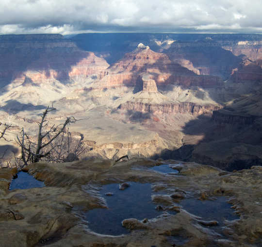 Pemandangan dari Powell Point, Rim Selatan, Taman Nasional Grand Canyon. Layanan Taman Nasional / Wikimedia, CC BY