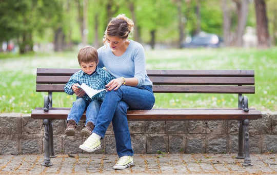 5 İpuçları Çocuğunuza Okumadan En İyi Şekilde Yararlanmanıza Yardımcı Olmak için