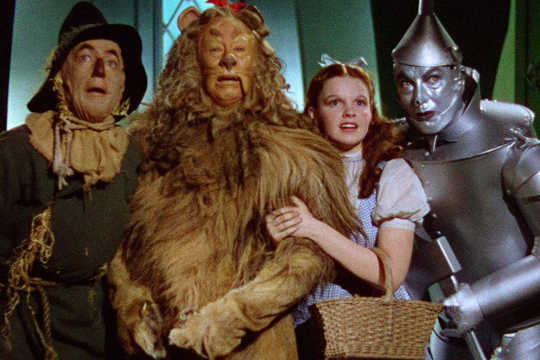 Por que o mágico de Oz tem sido tão influente