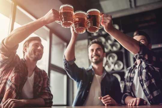 Pourquoi la bière a un problème de sexisme