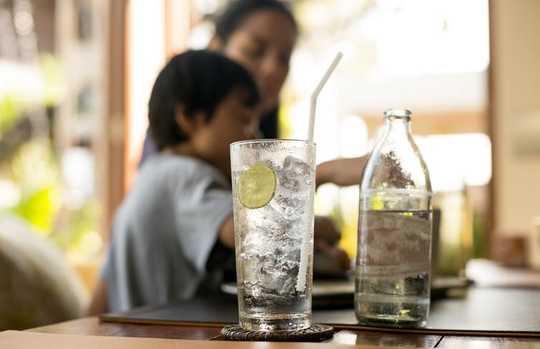 Er glitrende vann bra for deg eller dårlig for deg?