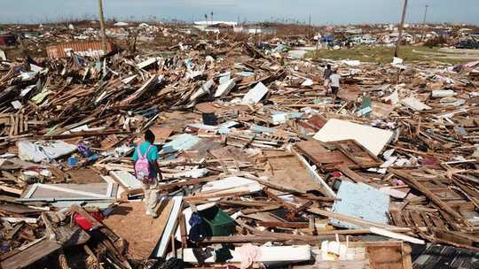 4災難後選擇慈善機構的提示，如颶風多利安