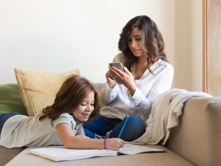 Mengapa Orangtua Harus Berpikir Dua Kali Tentang Melacak Aplikasi Untuk Anak-Anak Mereka