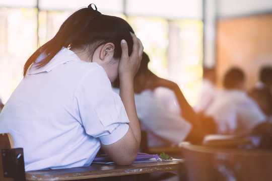 ¿Estamos enseñando a los niños a tener miedo de los exámenes?