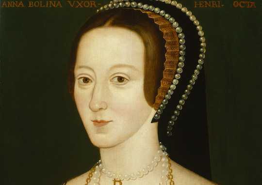 Har Anne Boleyn virkelig prøvd å snakke etter å ha blitt halshugget?