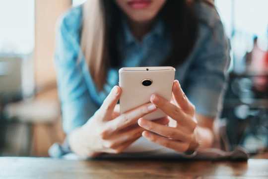 Ons Smartphone Verslawing Is Ons Dood - Kan Apps wat Beperk Skerm Tyd bied 'n lewenslyn?