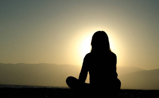 Qu'est-ce que la méditation et quels sont les deux principaux types de méditation?