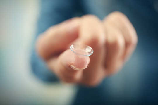 Cara Menjaga Kanta Lensa Anda Bersih Dan Apa Yang Boleh Keliru Jika Tidak