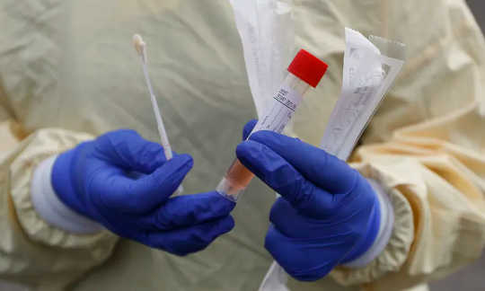 Por qué hacer que las pruebas de coronavirus sean fáciles, precisas y rápidas es fundamental para poner fin a la pandemia