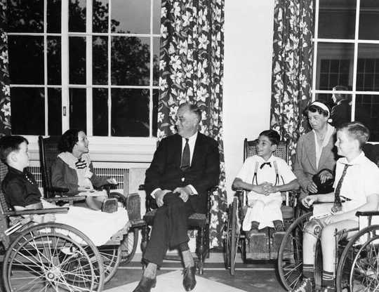 在危機中，羅斯福總統的脊髓灰質炎征戰對我們的啟示