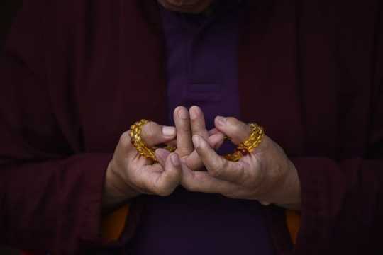 佛教徒如何处理冠状病毒？ 答案不只是冥想