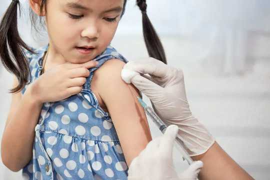 Needles Are Nothing To Fear: 5 Steps To Make Vaccinations Easier