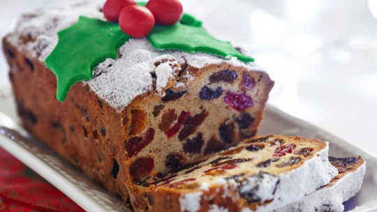 فروٹ کیک سب سے قدیم رکھا ہوا کھانا ہے۔