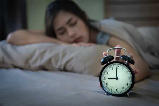 Bagaimana Membantu Anak Remaja Anda Cukup Tidur