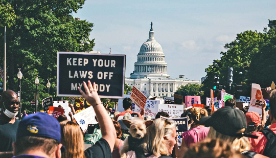 Estados Unidos erosiona los derechos humanos 7 10