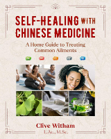 bogomslag af: Self-Healing with Chinese Medicine af Clive Witham.