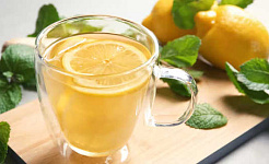 benefici dell'acqua al limone 4 14