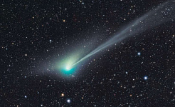 Comet ZTF ، في 19 يناير 2023 ، Dark Sky ، Alqueva ، البرتغال