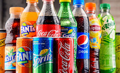 新しい研究は、砂糖で甘くした飲み物に対する南アフリカの課税が影響を及ぼしていることを示しています