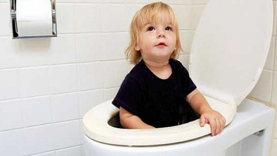 Är toalettträning från födelse möjlig?