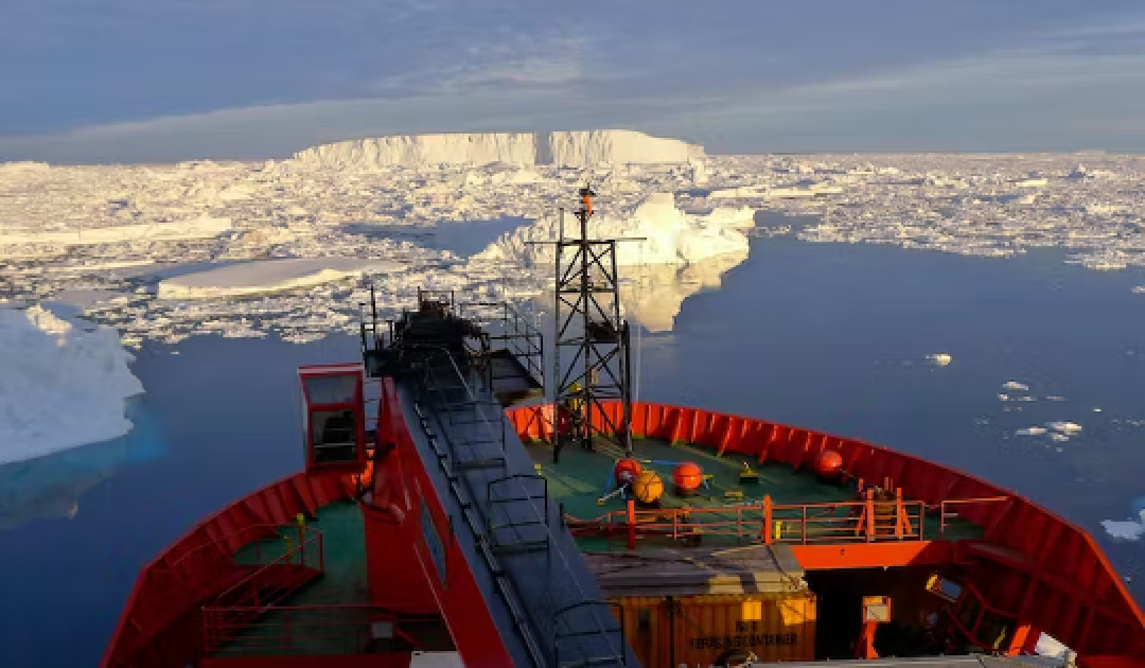 פעמוני אזעקה באנטארקטיקה: זרמי אוקיינוס ​​עמוקים מואטים מוקדם מהצפוי