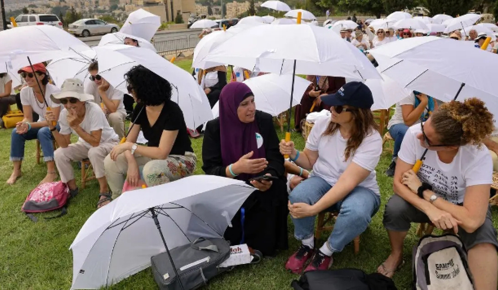 Ensemble, les femmes d’Israël et de Palestine poussent pour la paix
