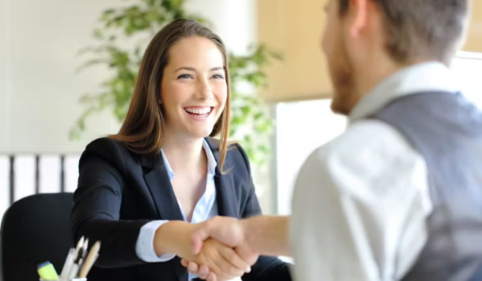 Ace the Interview: 6 Must-Know Questions for Job-Seeking Success
