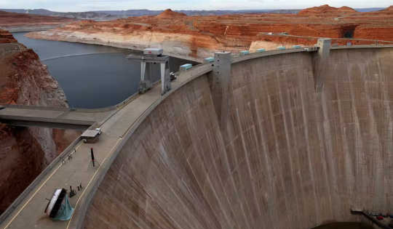 El futuro esencial de la energía hidroeléctrica está empañado por las sequías, las inundaciones y el cambio climático