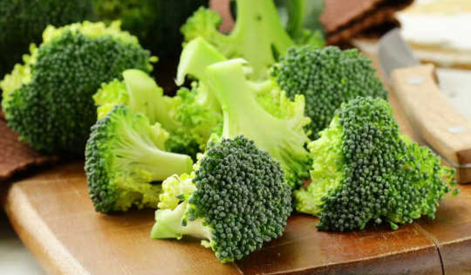 9 سبزیاں جو پکانے پر صحت مند ہوتی ہیں۔