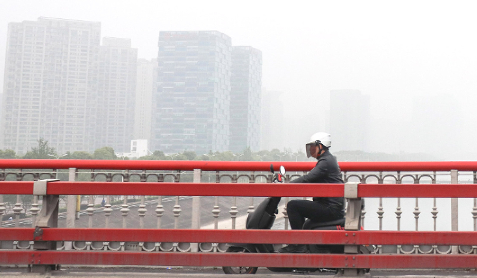 זיהום אוויר עלול לגרום להרבה יותר מקרי מוות ממה שחשבו בעבר