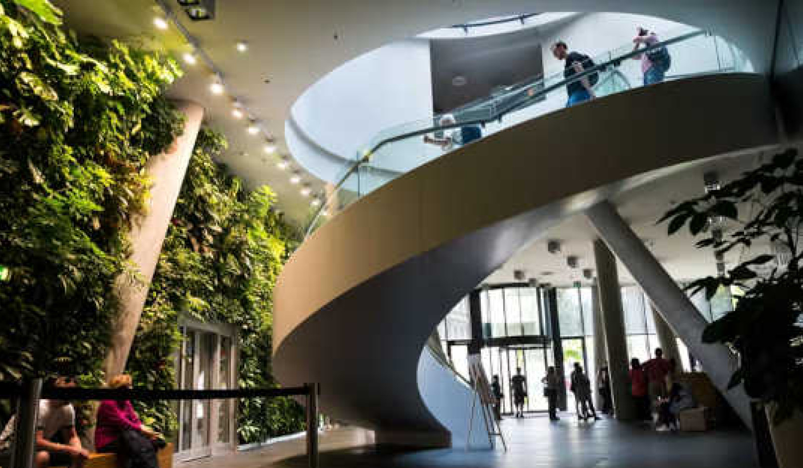 อาคารสีเขียวสามารถเพิ่มผลผลิต ความเป็นอยู่ที่ดี และสุขภาพของพนักงานได้อย่างไร