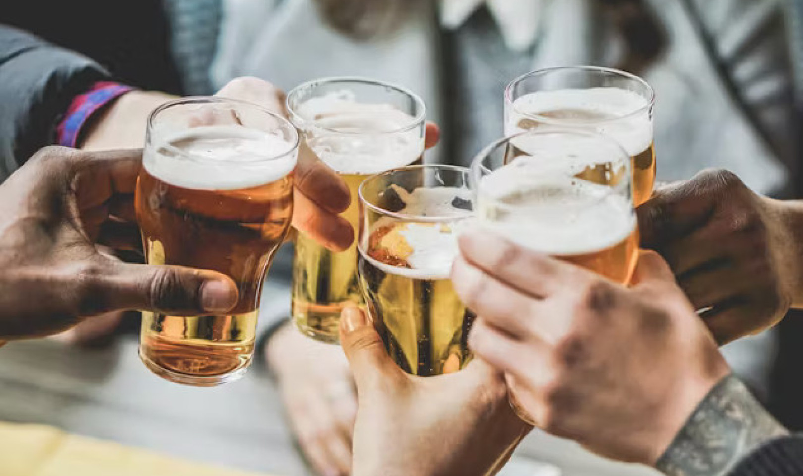 Действительно ли умеренное употребление алкоголя полезно для здоровья? Раскрытие фактов