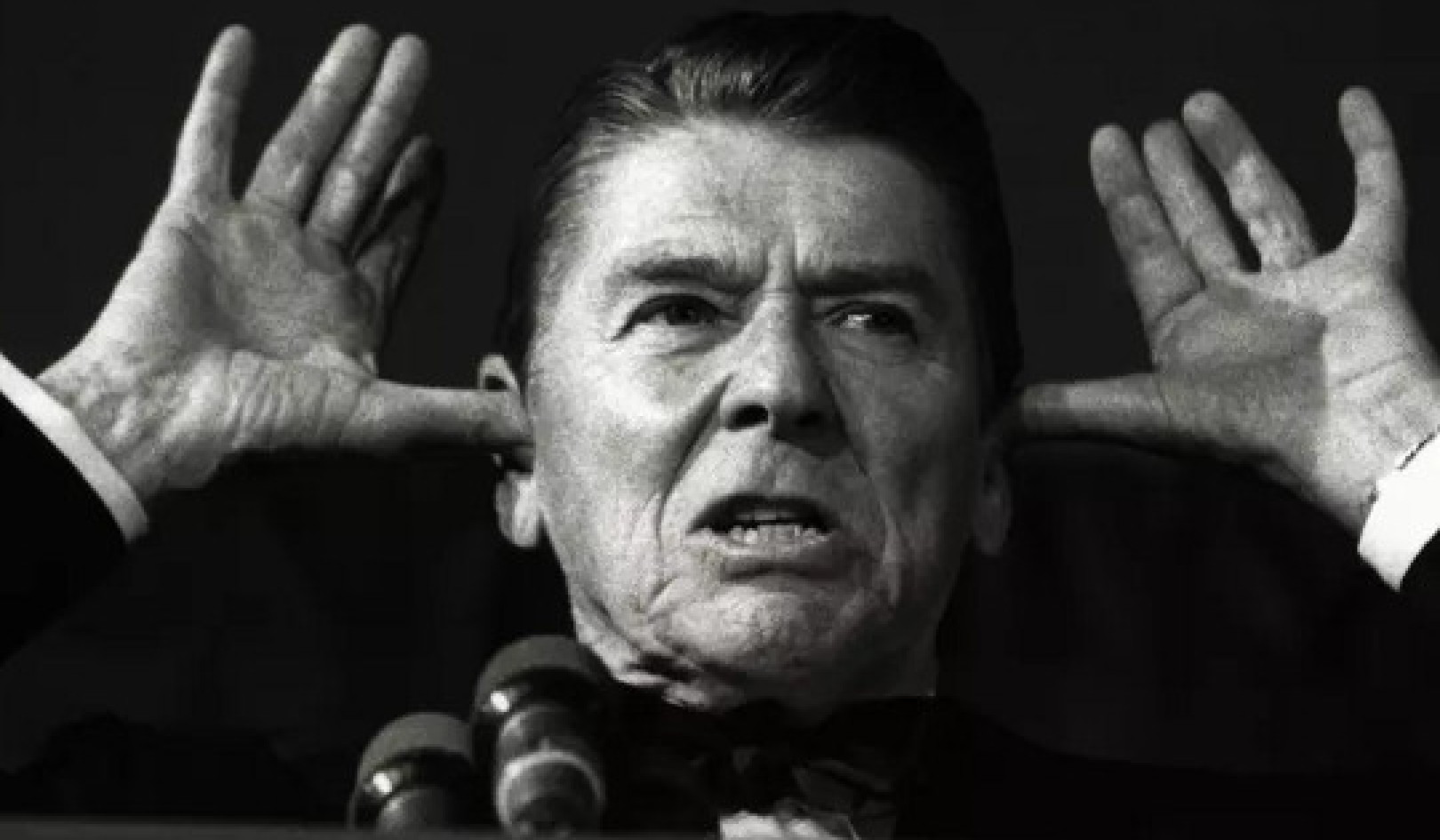 Utang Pinjaman Mahasiswa Adalah Keganasan Amerika yang Lahir dari Ronald Reagan