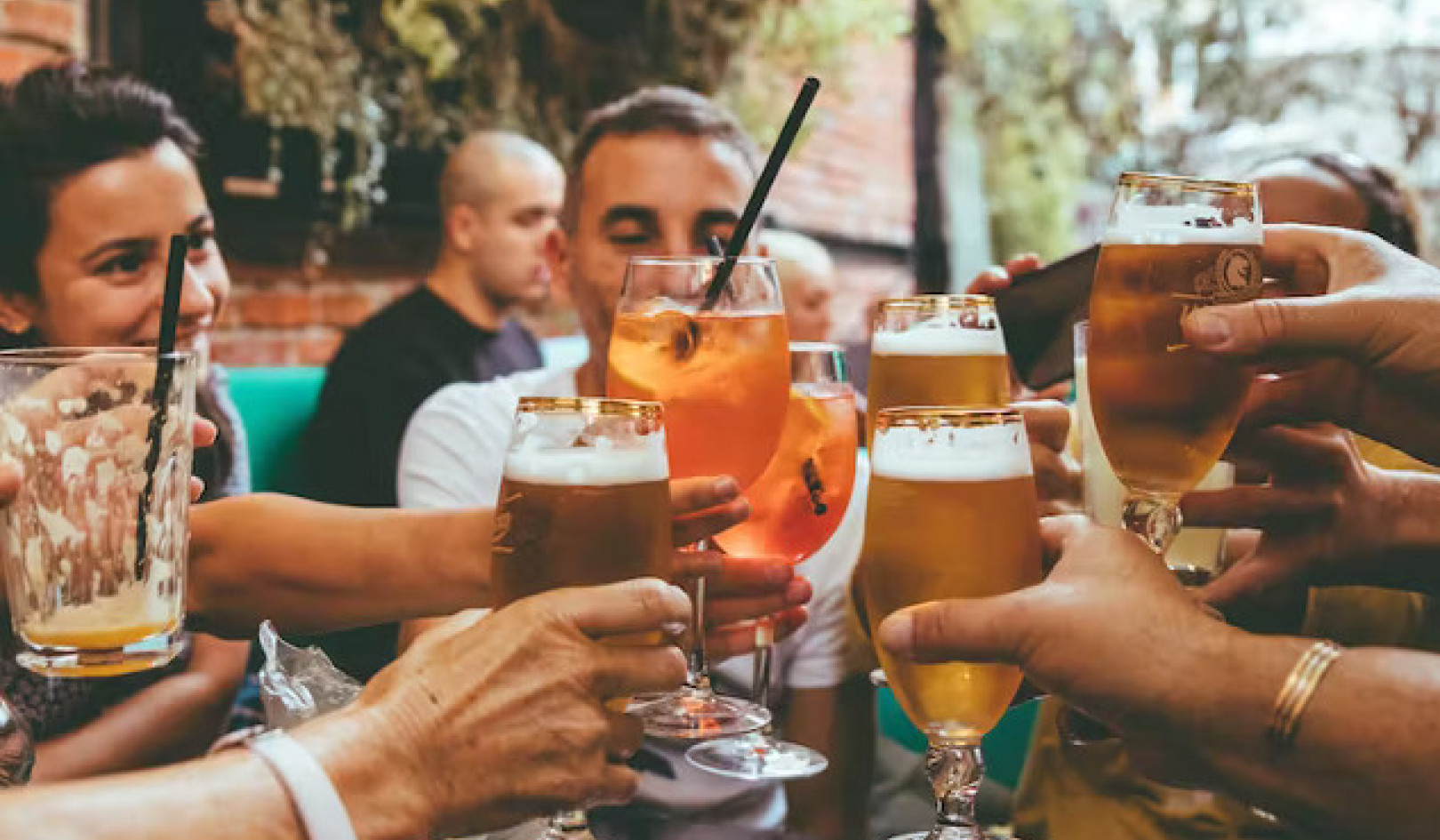 शराब-मुक्त दिन: बेहतर स्वास्थ्य और खुशहाली की कुंजी