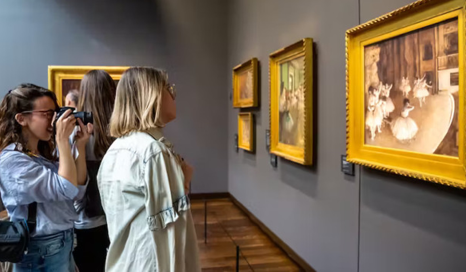 Going to a Museum? The Health Advantages of Cultural Therapy