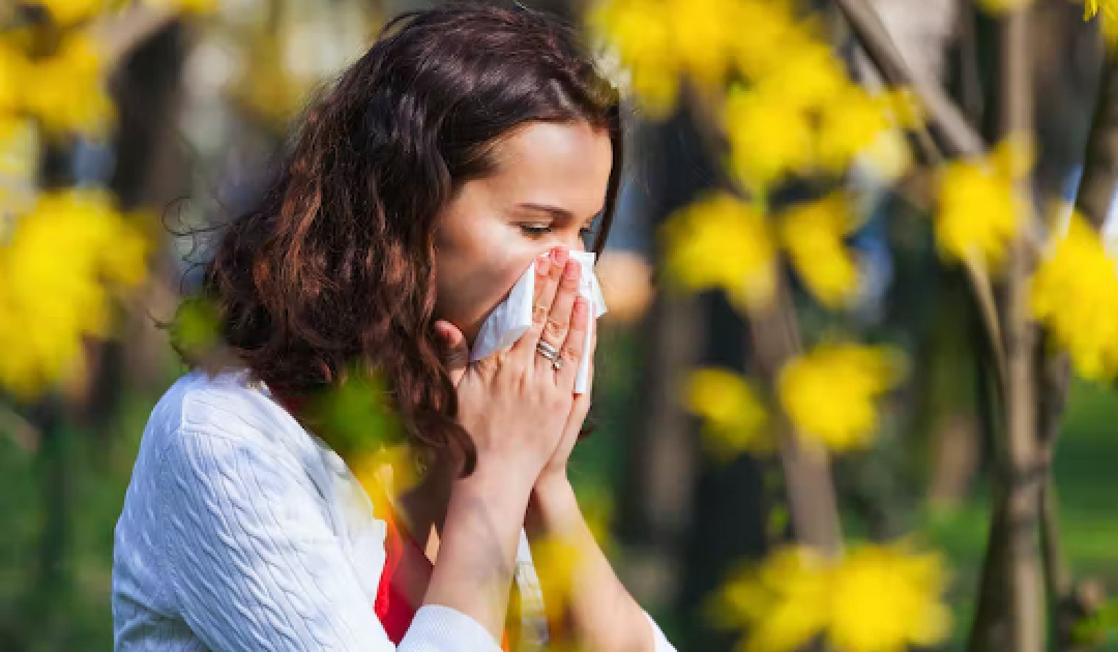 Here’s How To Tell If It's Covid or Hay Fever