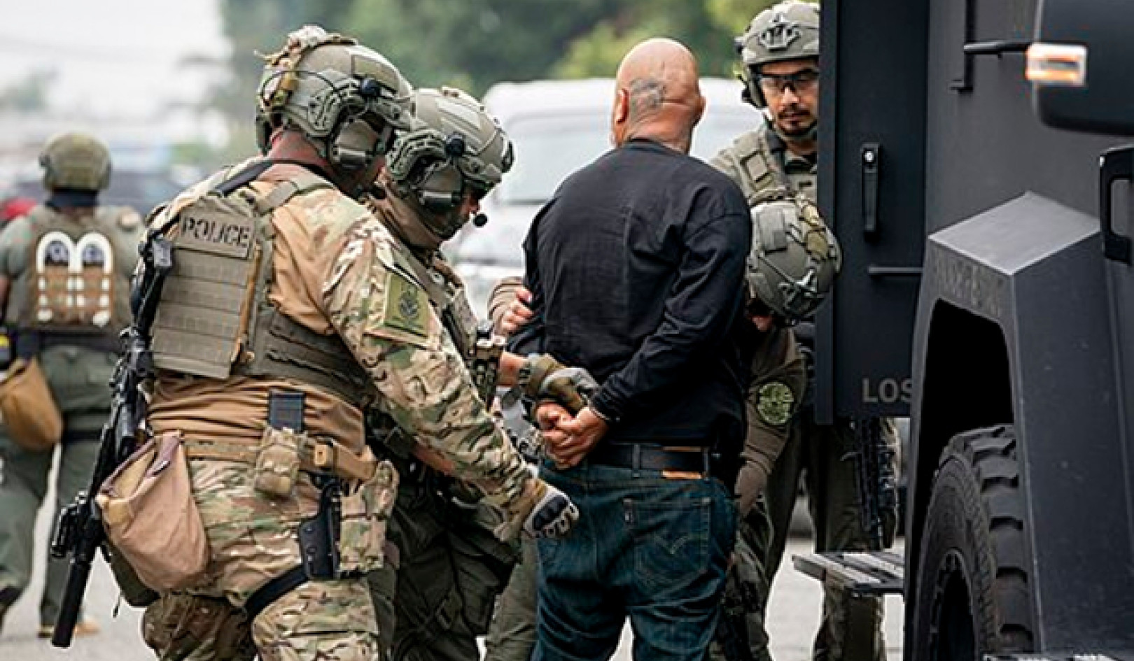 El costo del guerrero machista: brazo fuerte, estrategia débil