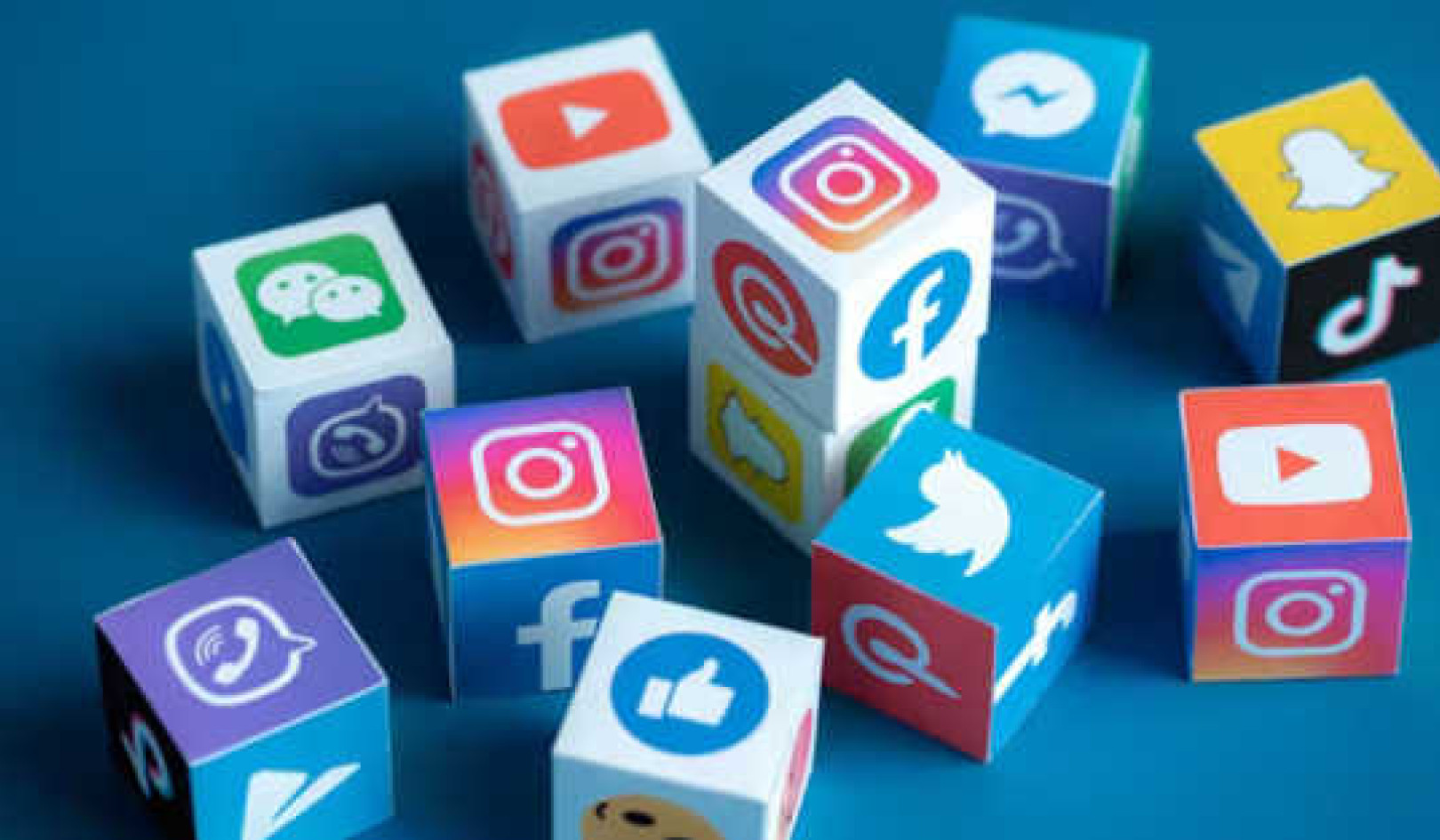 اس سوشل میڈیا اکاؤنٹ کو ڈیلیٹ کرنے کے لیے خود کو کیسے لایا جائے۔