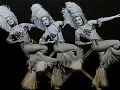Tre ballerine di cabaret. Immagine di Booth Kates da Pixabay.