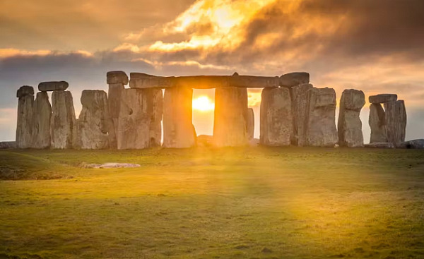Stonehengen aurinkolinjaus