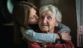 Kan die liefdeshormoon oksytosien help om Alzheimersiekte te behandel?
