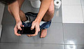 کاری که مردان مدتهاست در توالت انجام می دهند