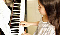 Hur man slutar nagga ditt barn för att öva sitt musikinstrument