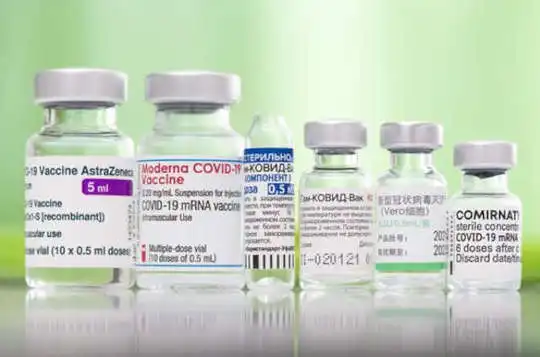 Kan ik AstraZeneca nu en Pfizer later krijgen? Waarom het mixen en matchen van COVID-vaccins veel uitrolproblemen kan helpen oplossen