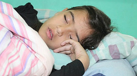 مسائل الأطفال نوعية النوم لالموضوعات مدرسة معينة