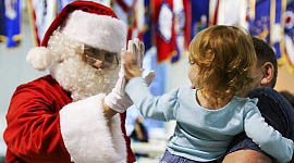 산타에 대한 진실을 자녀에게 말해야합니까?