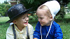 Bụi nhà tiết lộ cách trẻ em Amish tránh hen suyễn