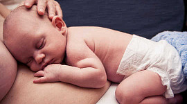 Miksi Touch In Infancy on tärkeää terveiden aivojen kehitykselle